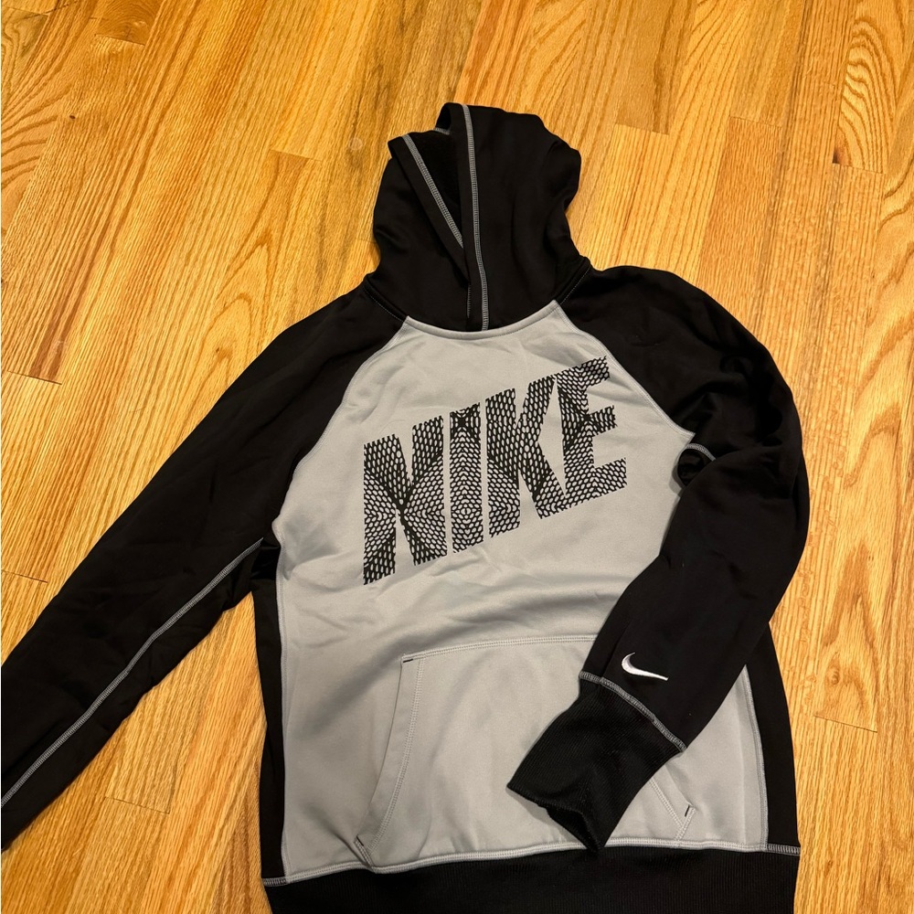 Women’s Nike Thermafit Hoodie